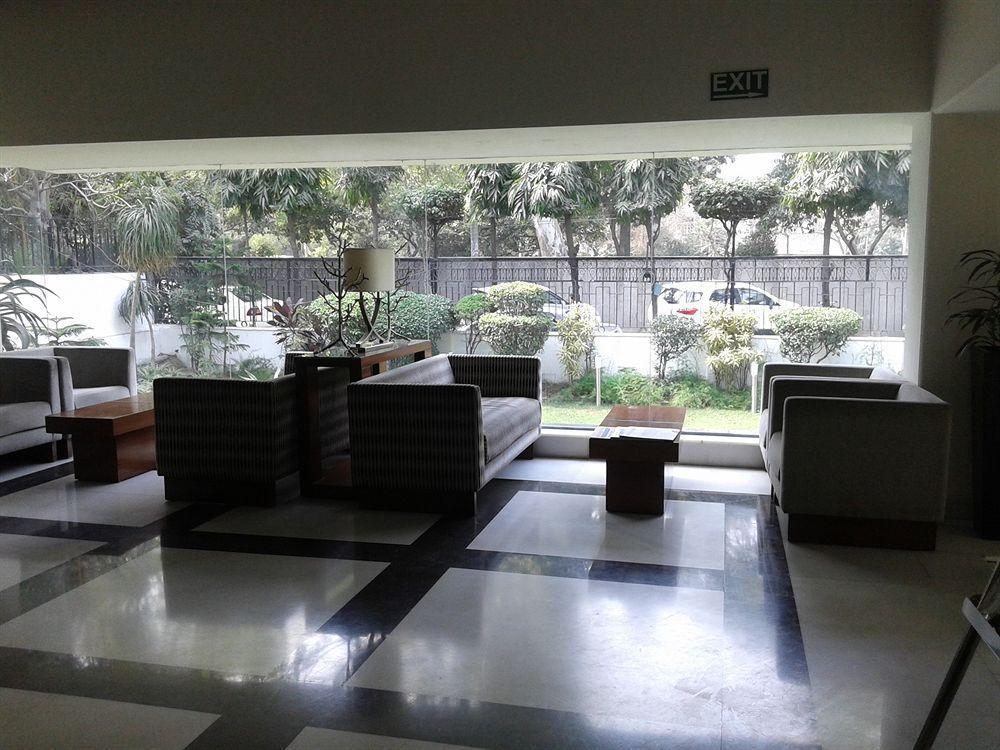 Ahuja Residency Sunder Nagar Hotell New Delhi Exteriör bild