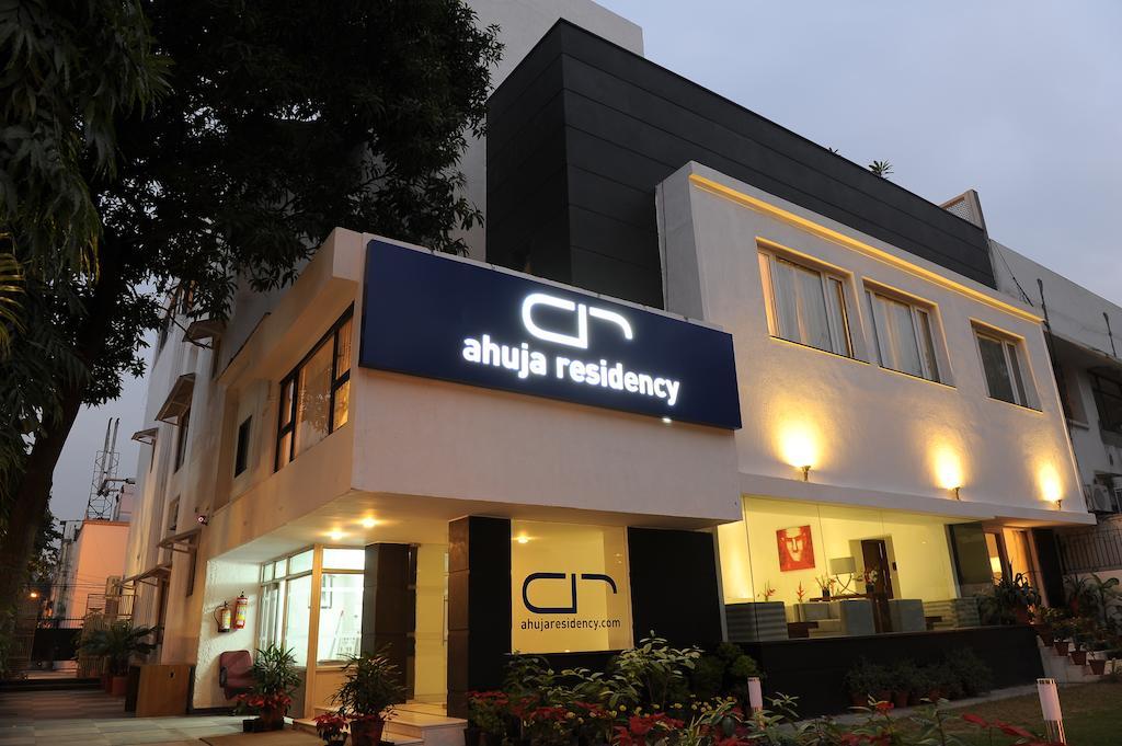 Ahuja Residency Sunder Nagar Hotell New Delhi Exteriör bild