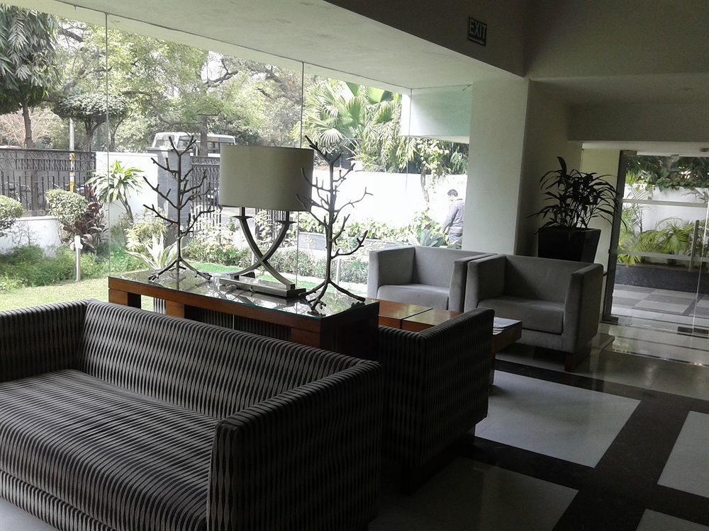Ahuja Residency Sunder Nagar Hotell New Delhi Exteriör bild