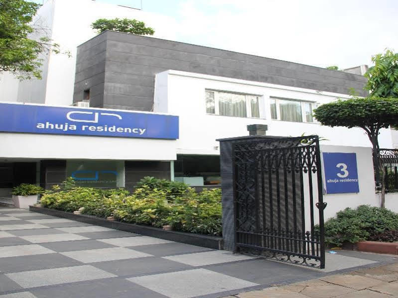 Ahuja Residency Sunder Nagar Hotell New Delhi Exteriör bild