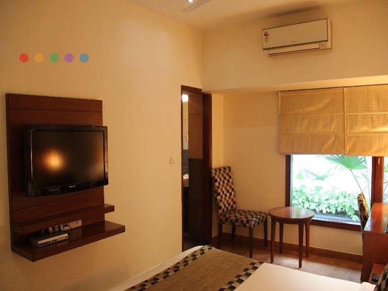 Ahuja Residency Sunder Nagar Hotell New Delhi Exteriör bild