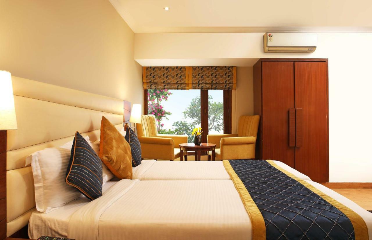 Ahuja Residency Sunder Nagar Hotell New Delhi Exteriör bild