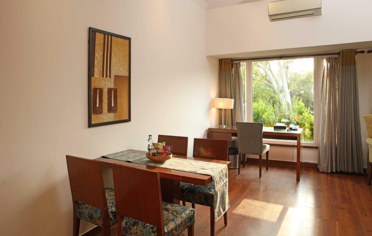 Ahuja Residency Sunder Nagar Hotell New Delhi Exteriör bild