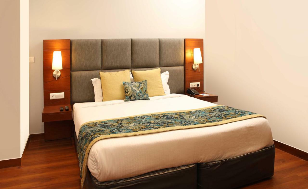 Ahuja Residency Sunder Nagar Hotell New Delhi Exteriör bild