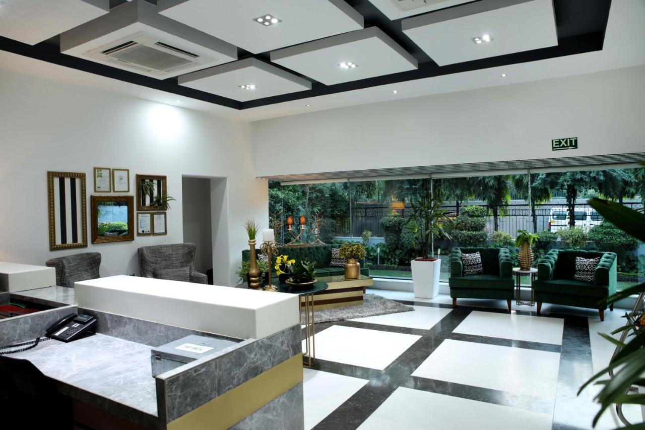 Ahuja Residency Sunder Nagar Hotell New Delhi Exteriör bild